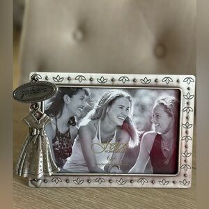 NWT Silver Photo Frame 6x4 with Girlfriend Dangling Charm